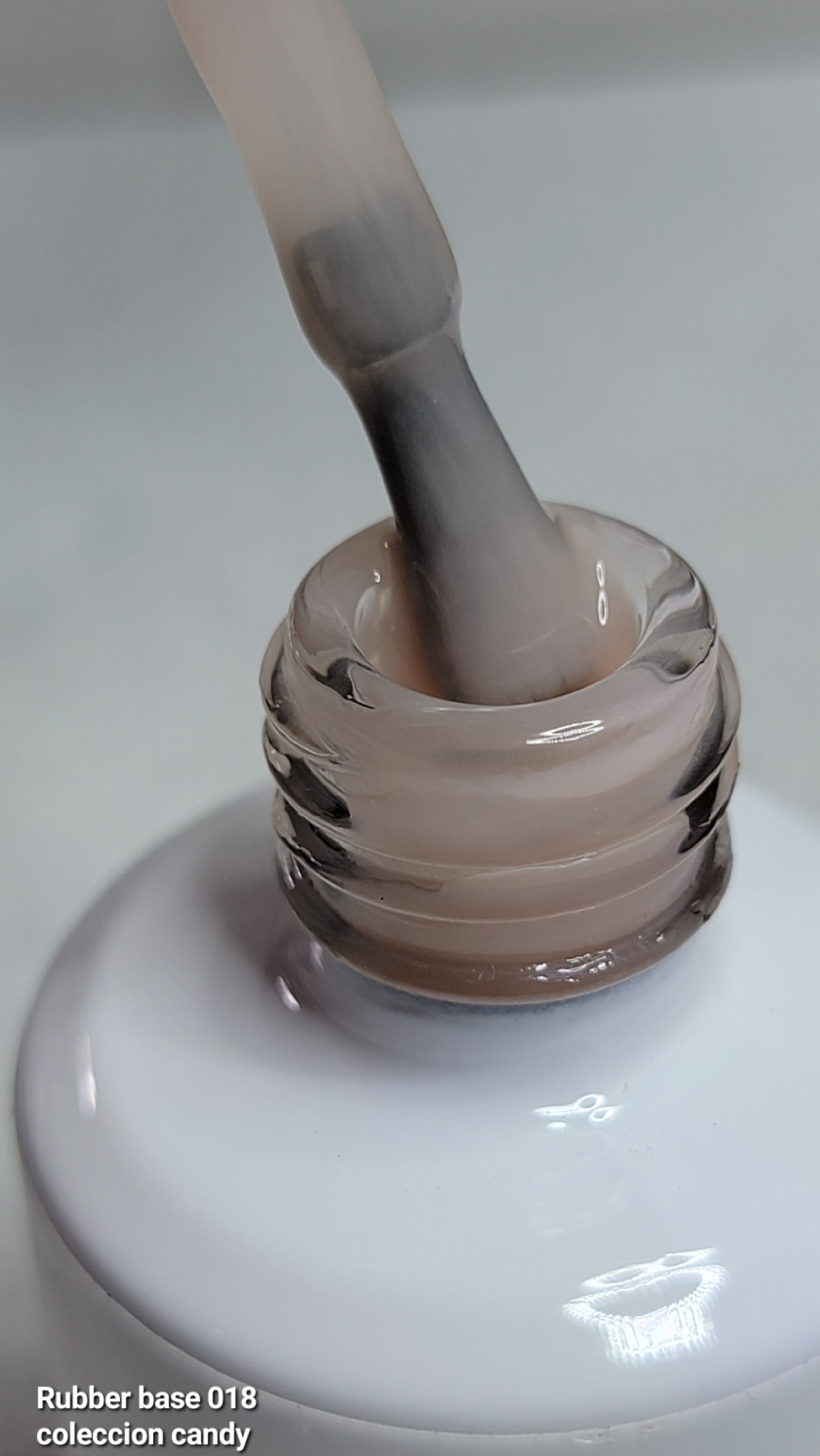 Rubber base 018